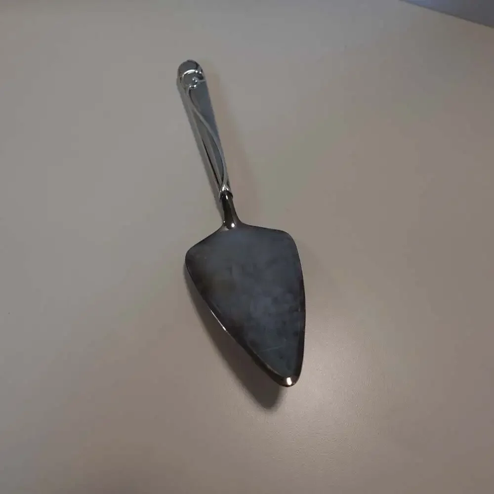 Lenox Forevermore Heart Handle Silver-Plated Cake Pie Server